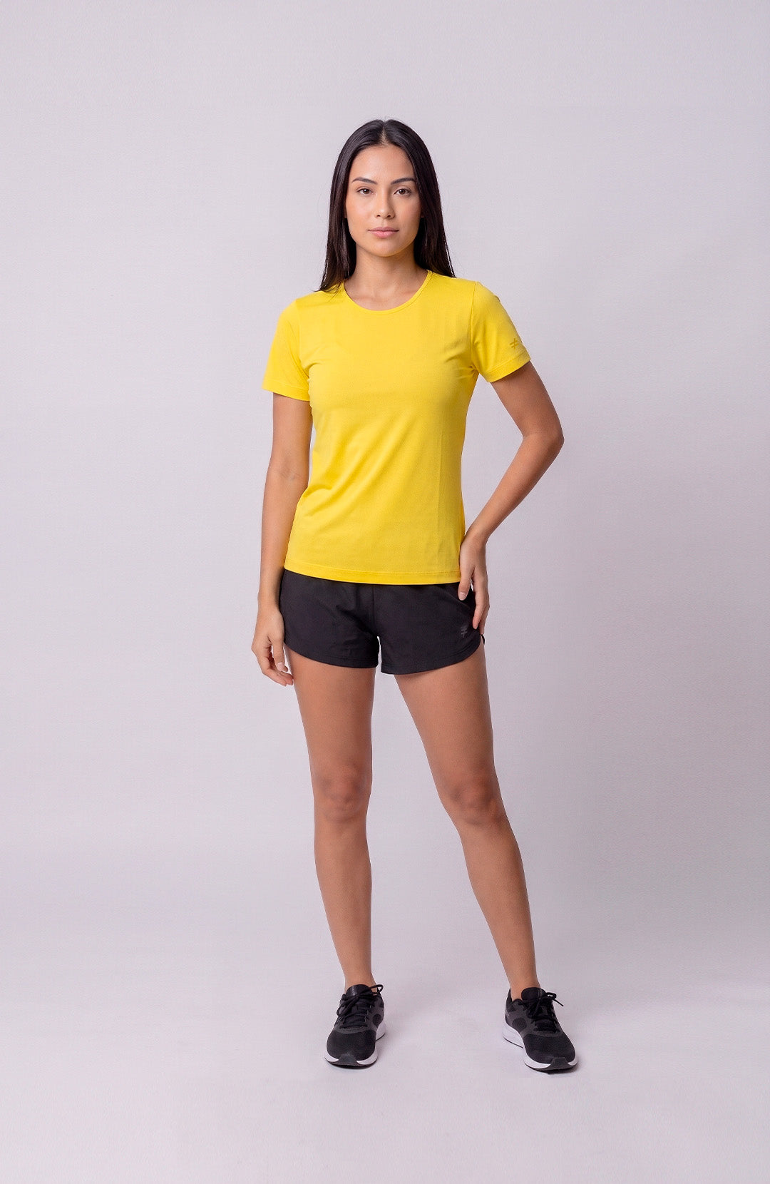 Regata esportiva Sport Classic feminina amarelo canário Bázico, poliamida com toque gelado e secagem rápida #Cor_Amarelo Canário