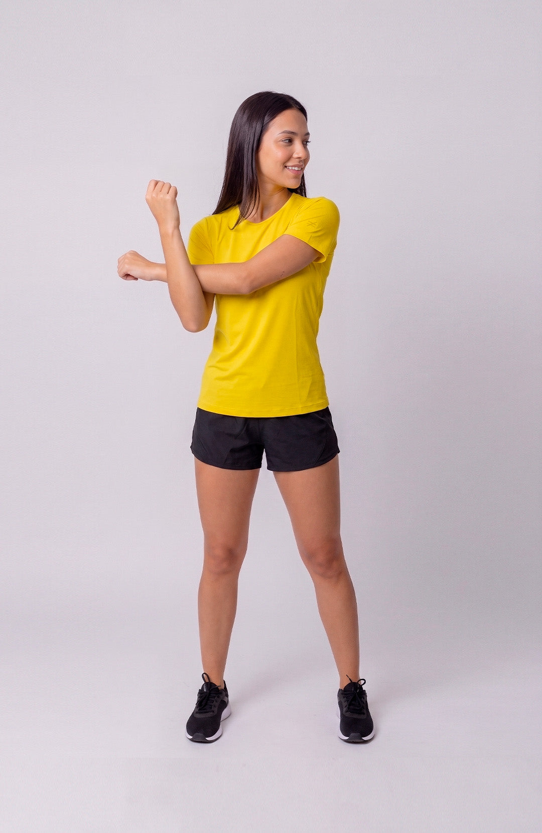 Regata esportiva Sport Classic feminina amarelo canário Bázico, poliamida com toque gelado e secagem rápida #Cor_Amarelo Canário