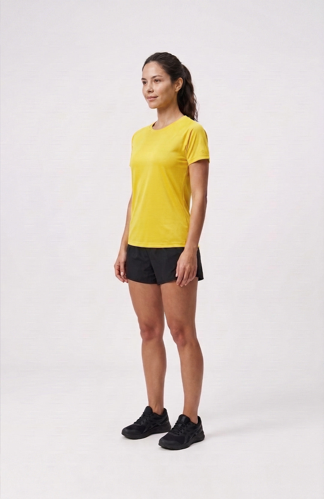 Regata esportiva Sport Classic feminina amarelo canário Bázico, poliamida com toque gelado e secagem rápida #Cor_Amarelo Canário