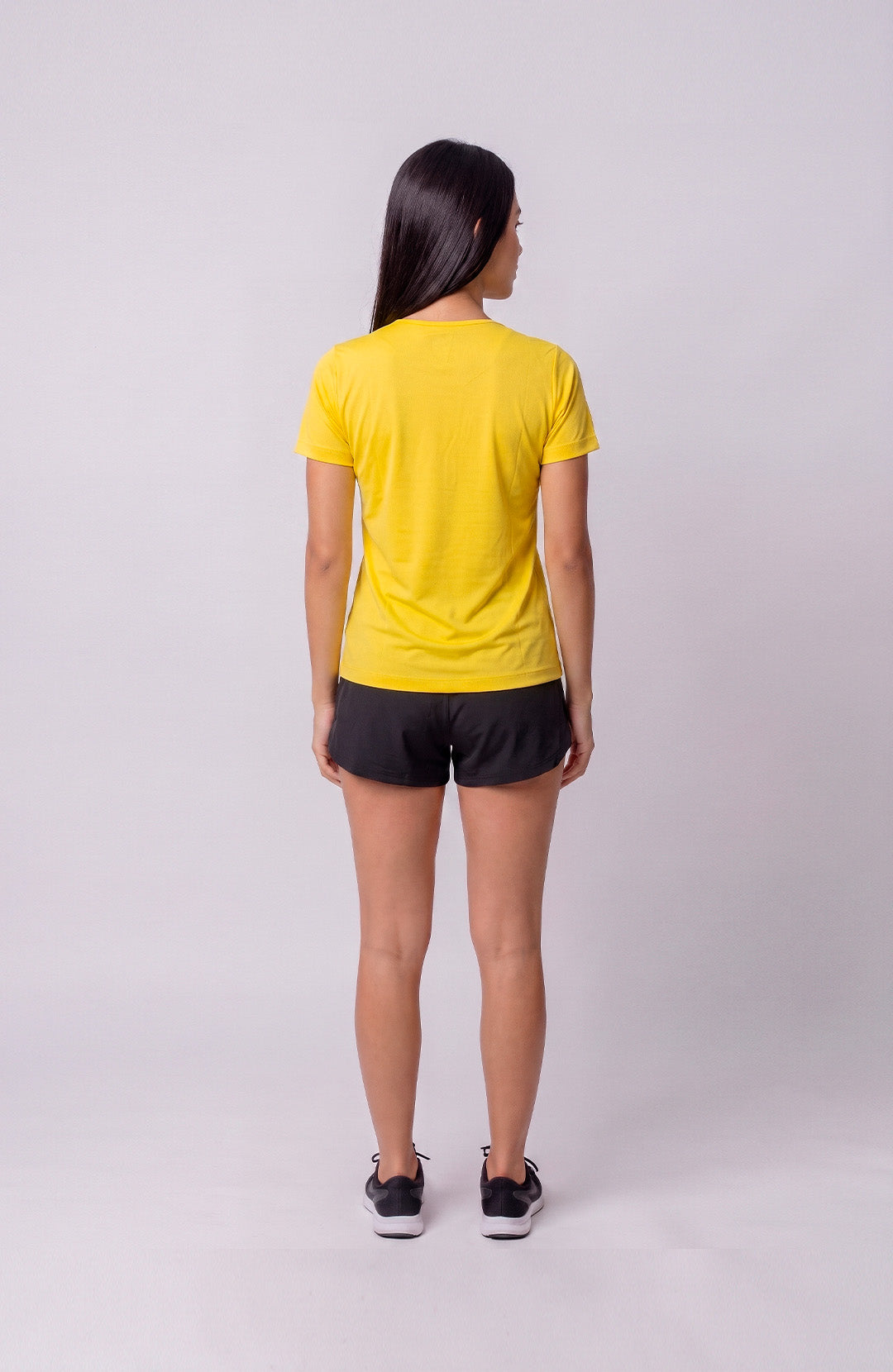 Regata esportiva Sport Classic feminina amarelo canário Bázico, poliamida com toque gelado e secagem rápida #Cor_Amarelo Canário