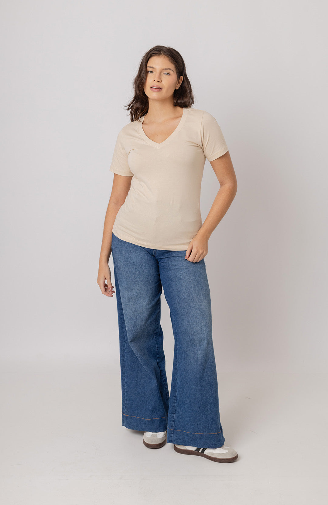 Bazica Feminina Gola V