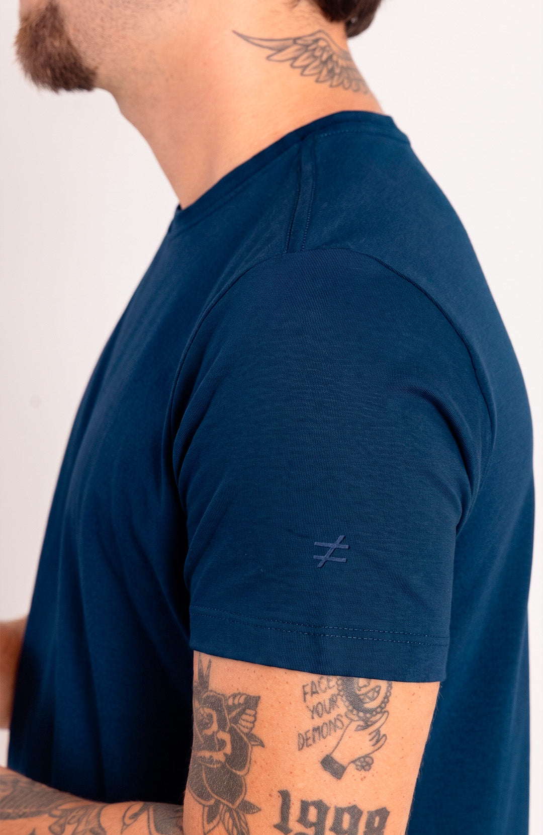 Camiseta Bázica Gola C masculina azul escuro Bázico, algodão Powerful com caimento slim #Cor_Azul Escuro