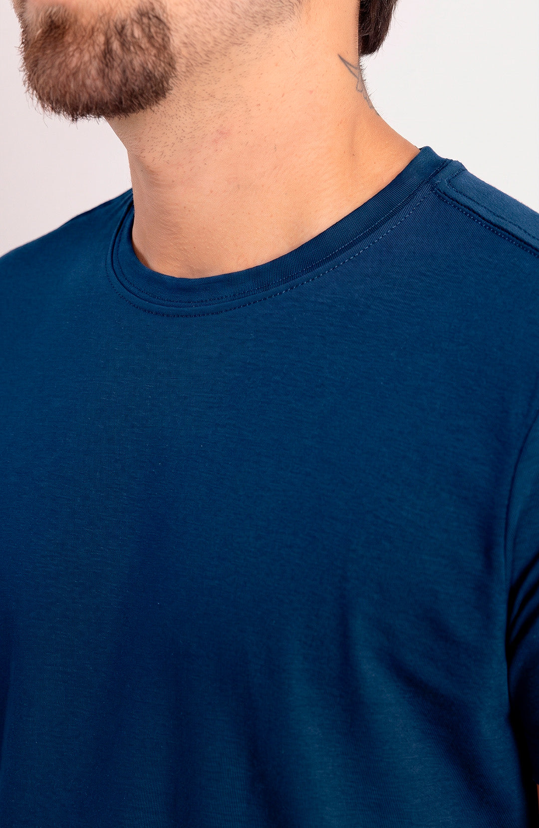 Camiseta Bázica Gola C masculina azul escuro Bázico, algodão Powerful com caimento slim #Cor_Azul Escuro