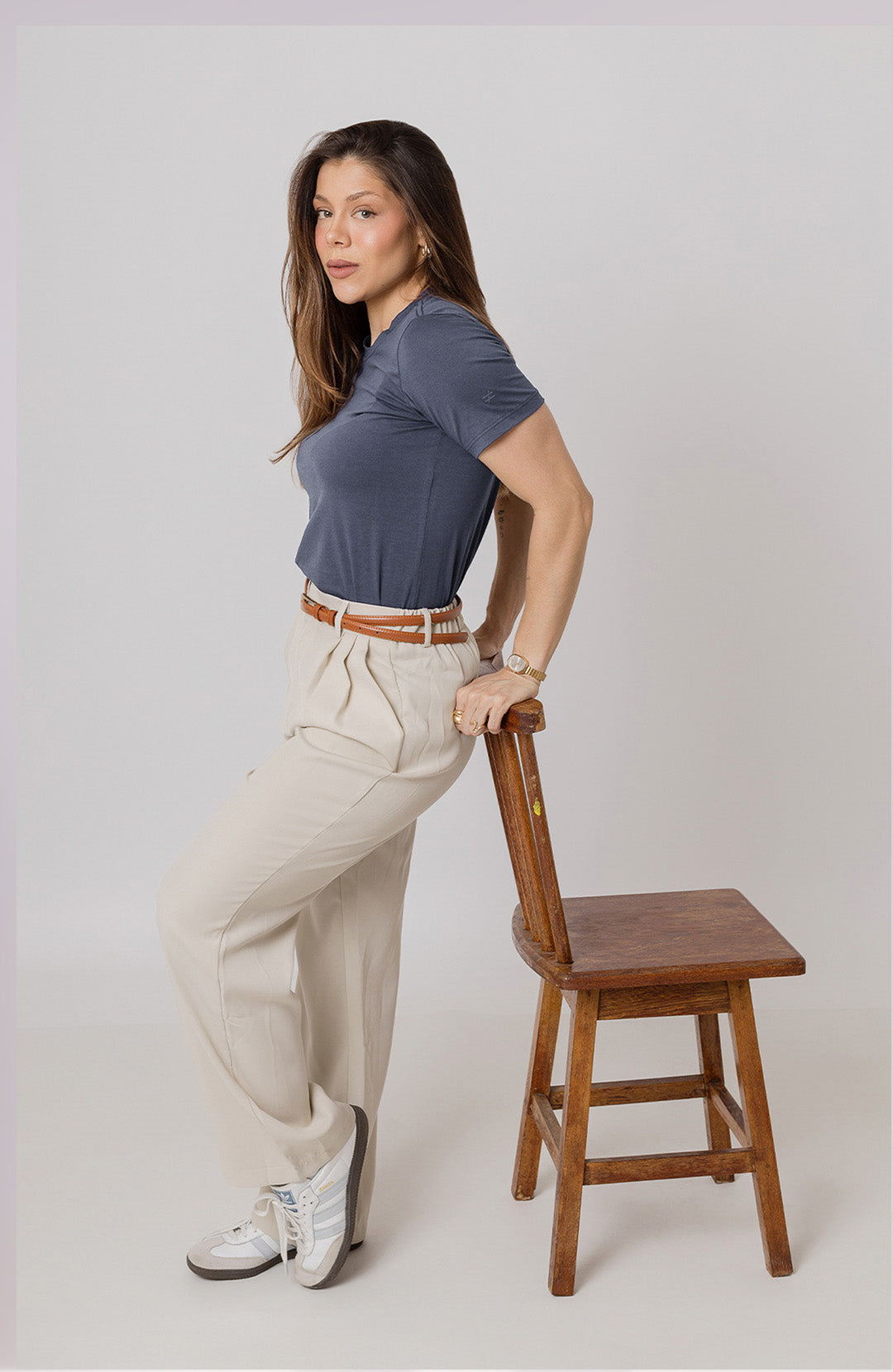 Bázica Feminina Gola C