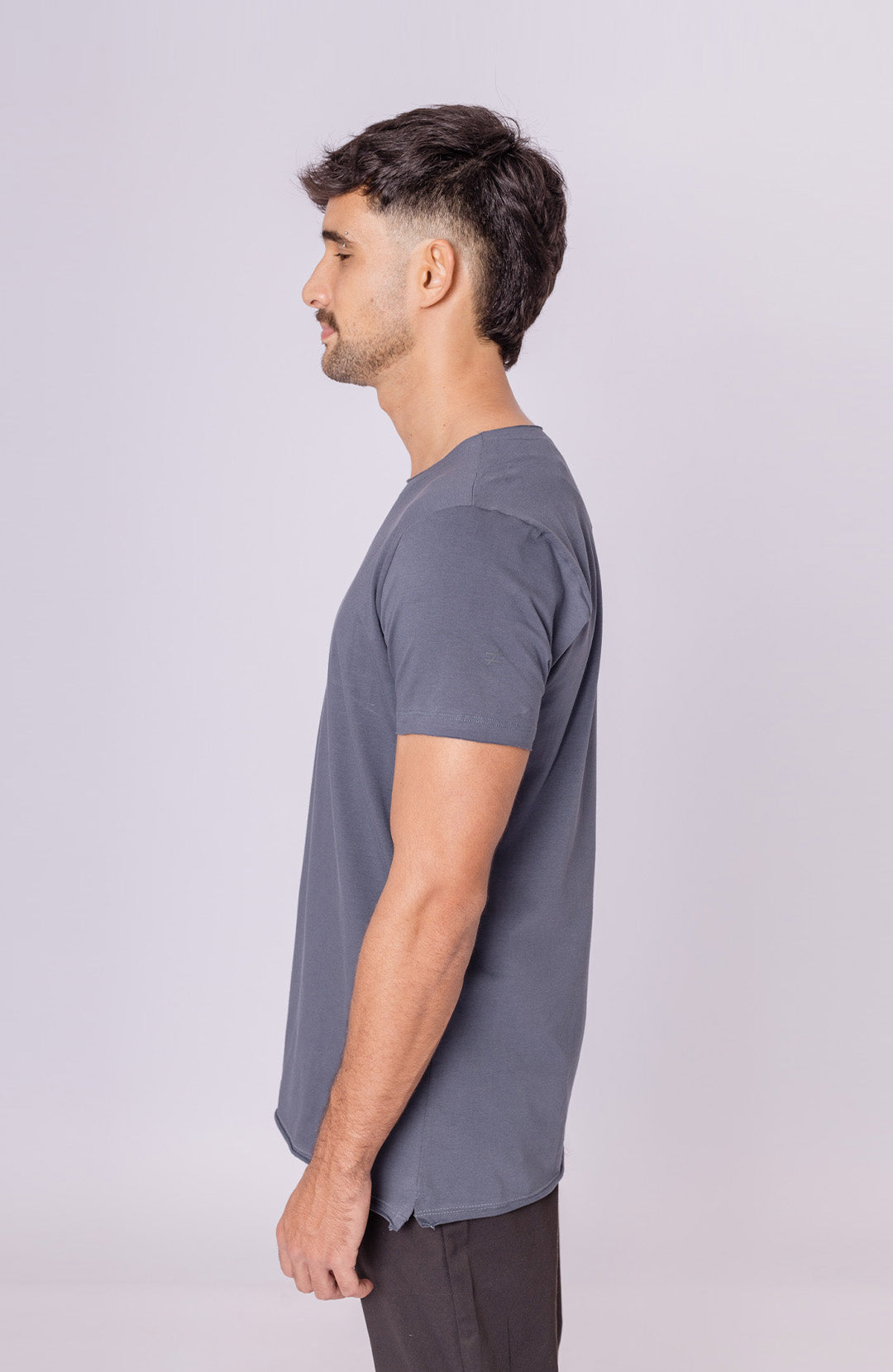 Camiseta Long masculina azul lunar Bázico, algodão egípcio com comprimento alongado #Cor_Azul Lunar