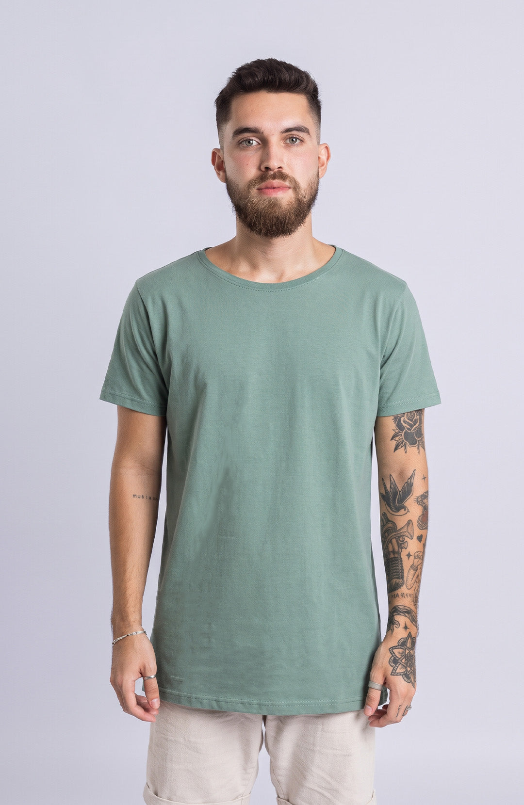 Camiseta Long masculina bali Bázico, algodão egípcio com comprimento alongado #Cor_Bali