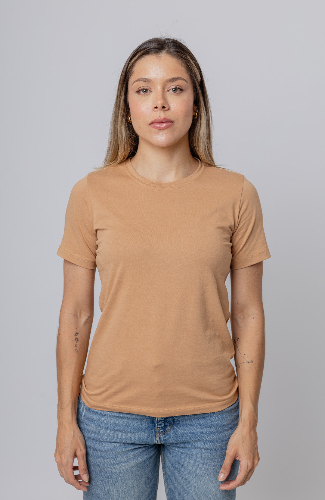 Bázica Feminina Gola C