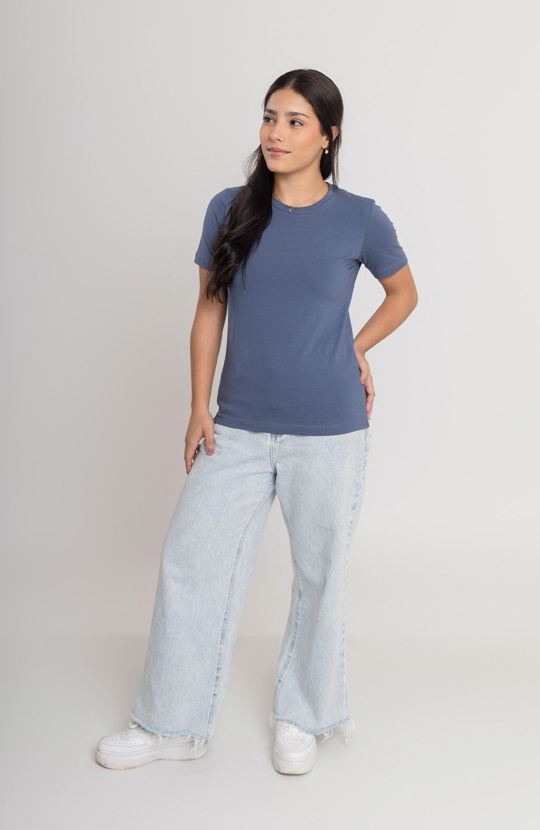 Bázica Feminina Gola C