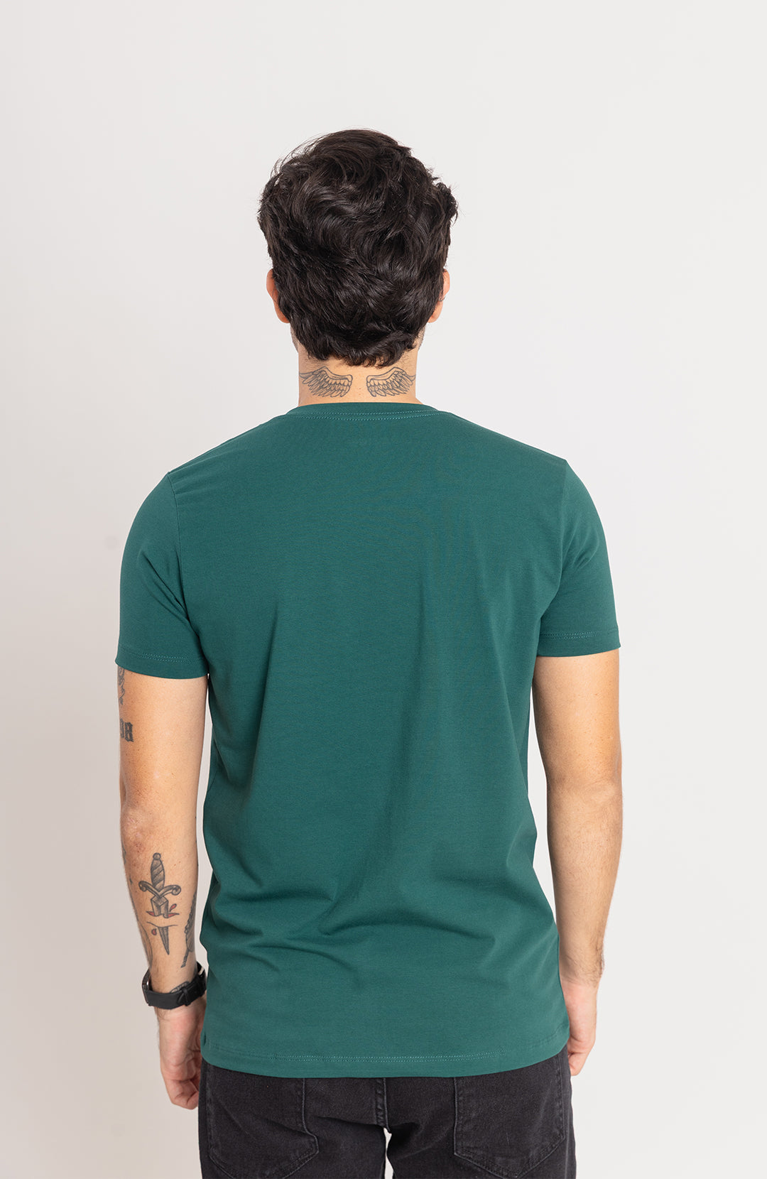 Camiseta Bázica Gola V masculina esmeralda Bázico, algodão Powerful com caimento perfeito #Cor_Esmeralda