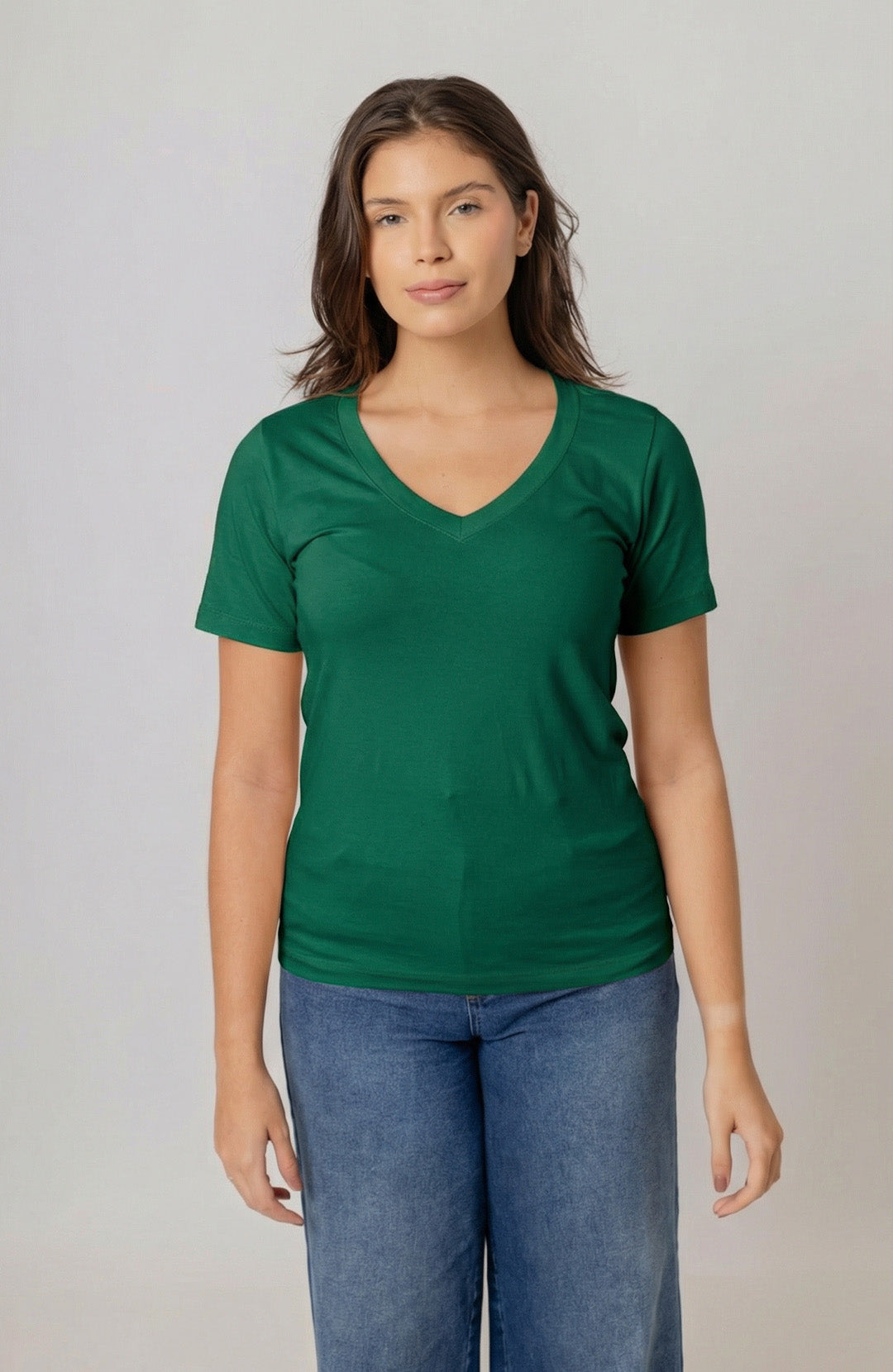 Bázica Feminina Gola V