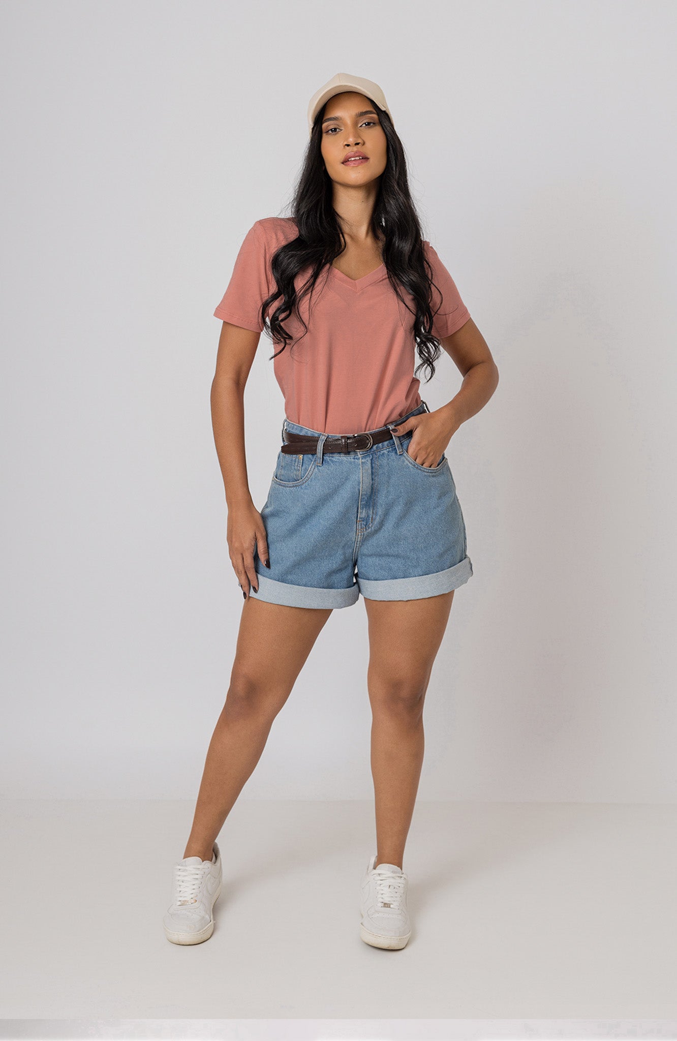 Bazica Feminina Gola V