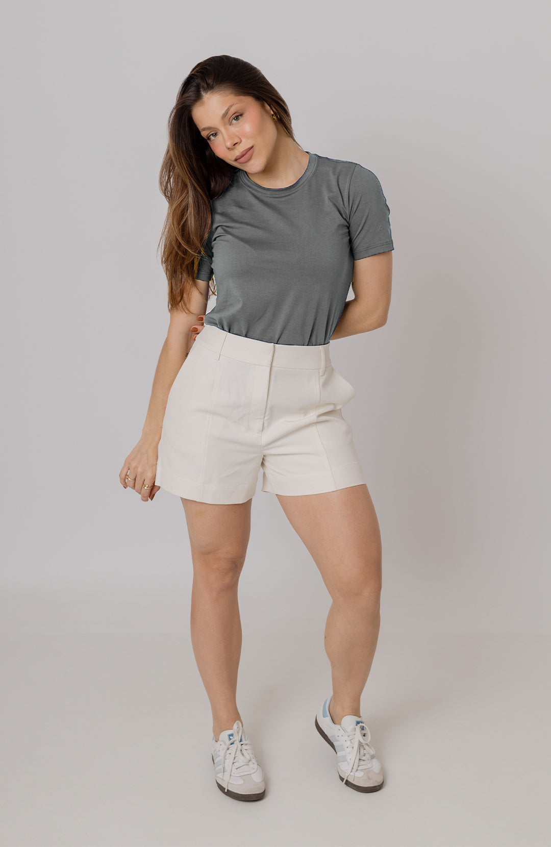 Bázica Feminina Gola C