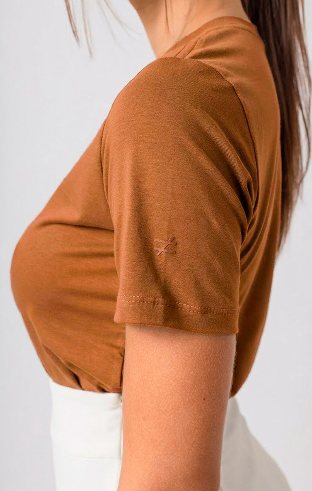 Bázica Feminina Gola C