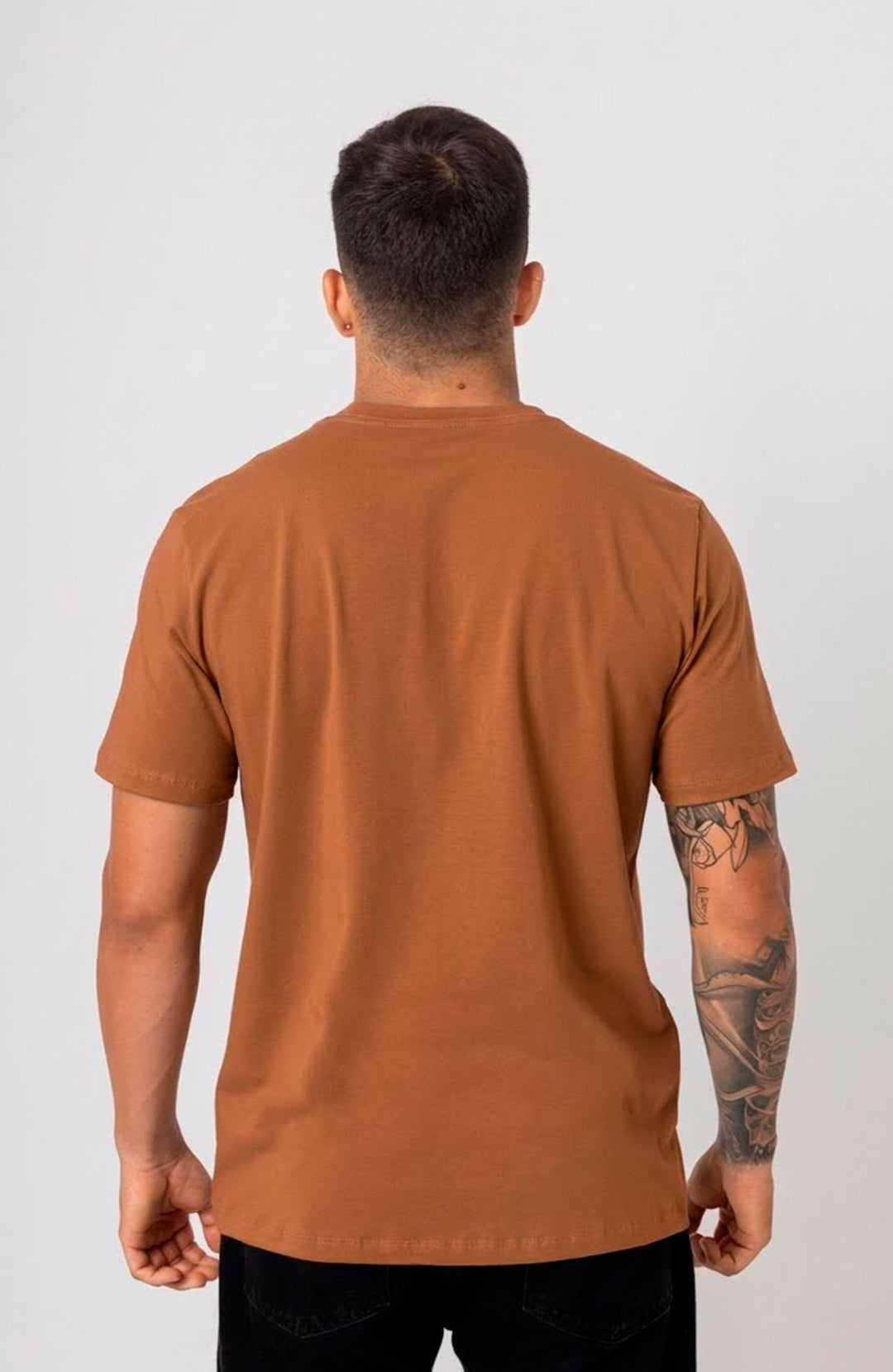 Camiseta Bázica Regular masculina marrom Bázico, algodão Powerful com caimento clássico #Cor_Marrom