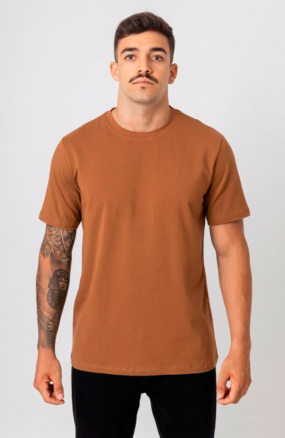 Camiseta Bázica Regular masculina marrom Bázico, algodão Powerful com caimento clássico #Cor_Marrom