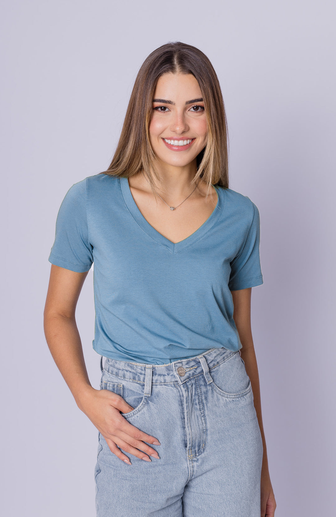 Bazica Feminina Gola V