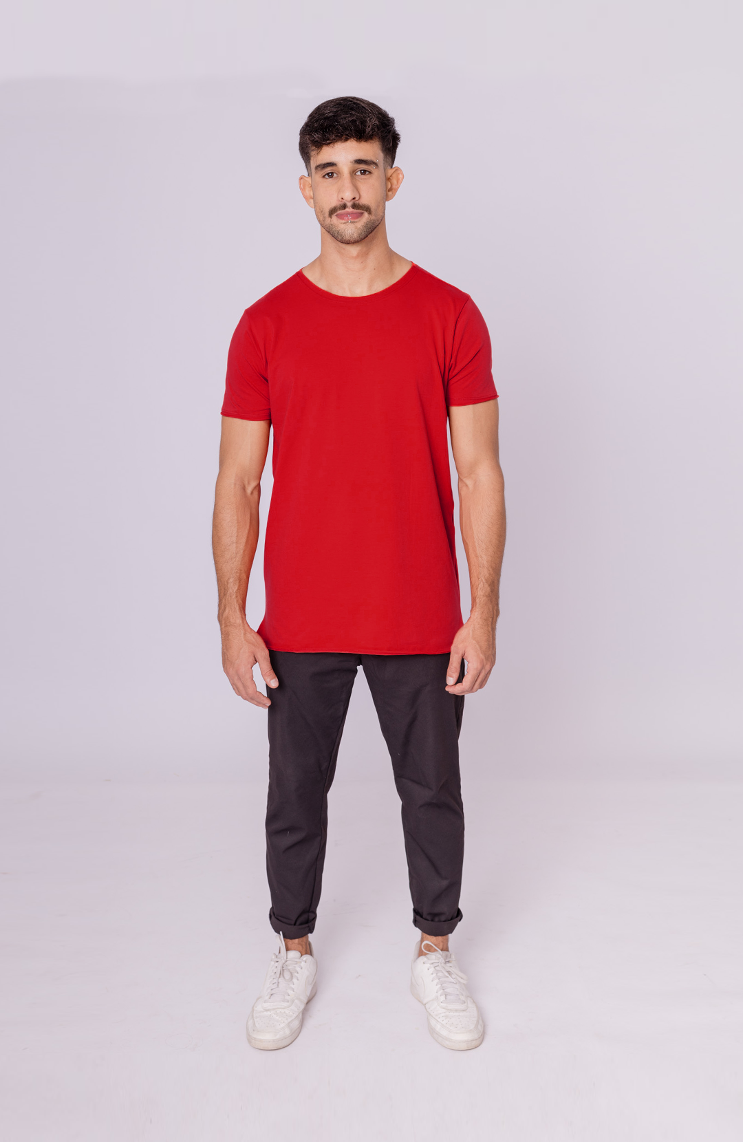 Camiseta Long masculina red Bázico, algodão egípcio com comprimento alongado #Cor_Red