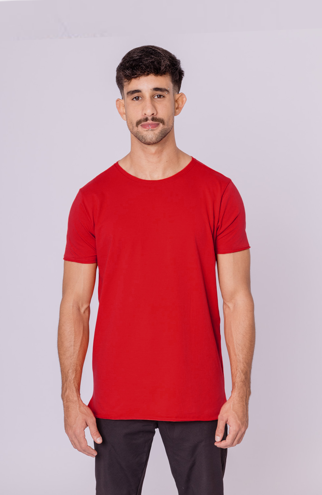 Camiseta Long masculina red Bázico, algodão egípcio com comprimento alongado #Cor_Red