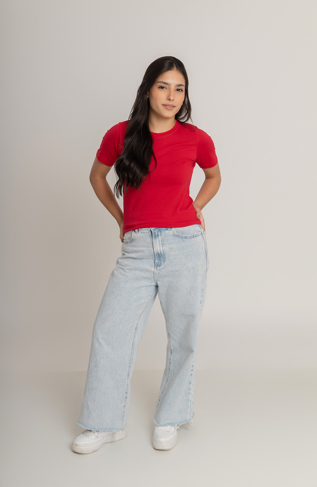 Bázica Feminina Gola C