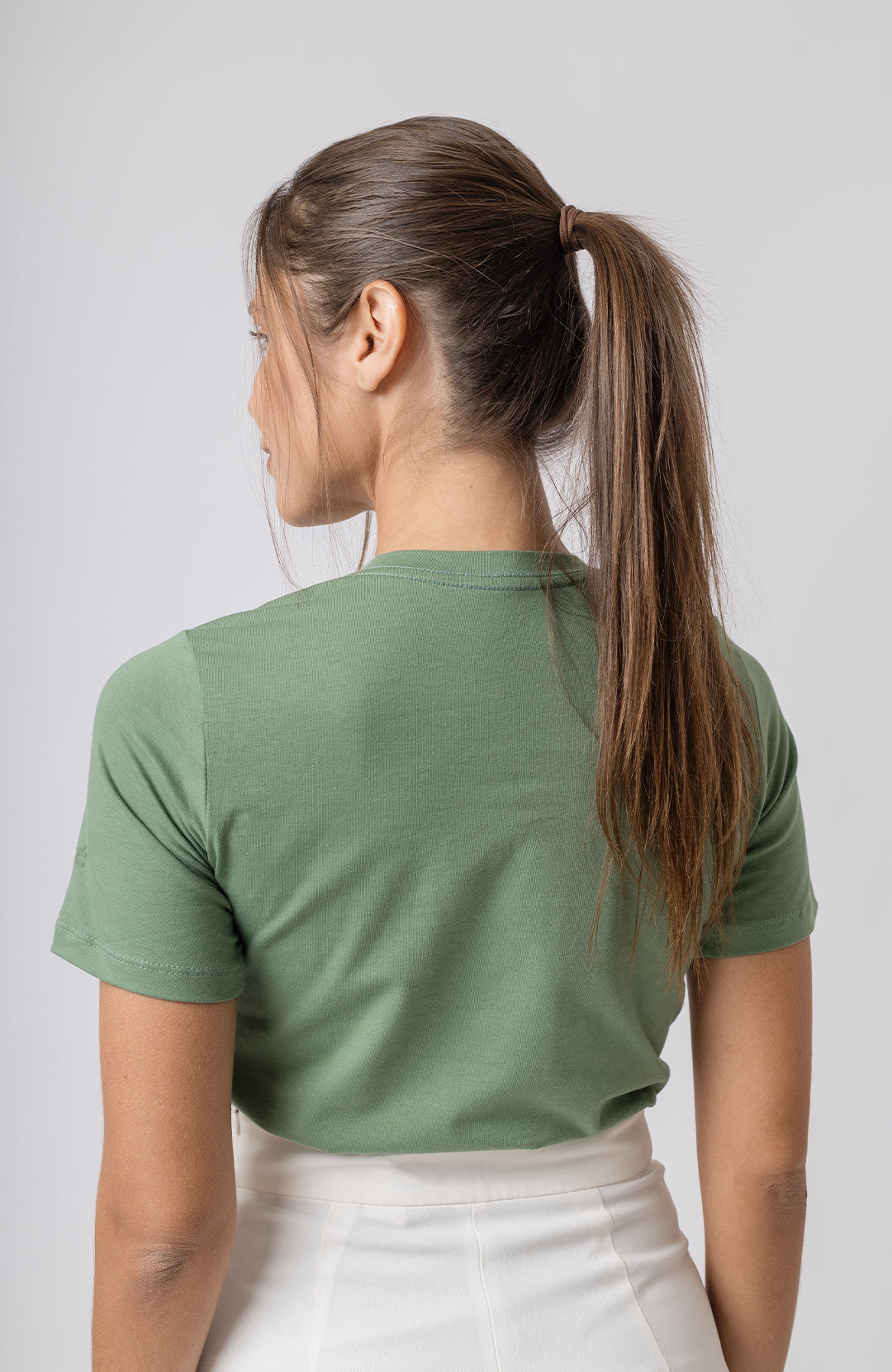 Bázica Feminina Gola C