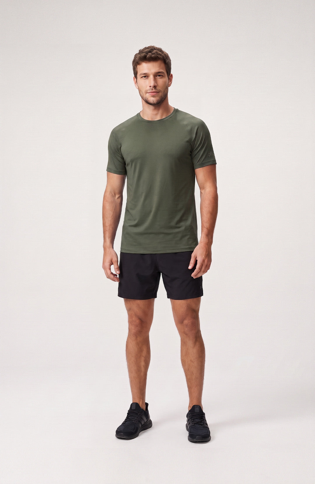 Regata esportiva Sport Classic masculina verde militar Bázico, poliamida com toque gelado e secagem rápida #Cor_Verde Militar
