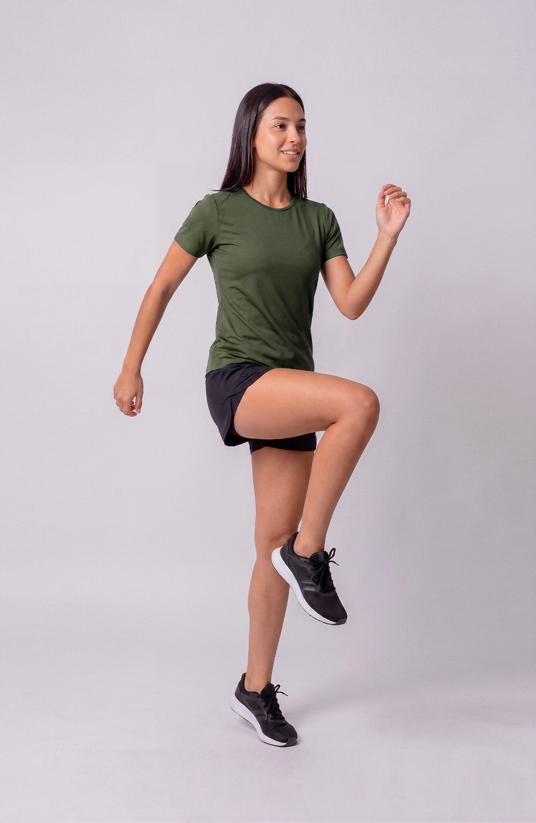 Regata esportiva Sport Classic feminina verde musgo Bázico, poliamida com toque gelado e secagem rápida #Cor_Verde Musgo