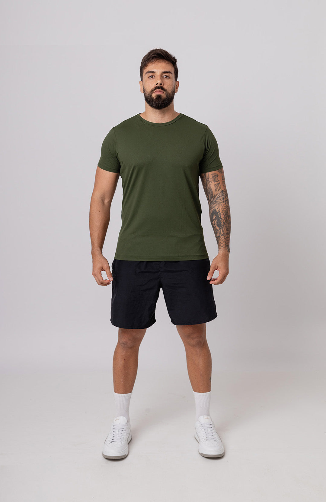 Regata esportiva Sport Classic masculina verde musgo Bázico, poliamida com toque gelado e secagem rápida #Cor_Verde Musgo