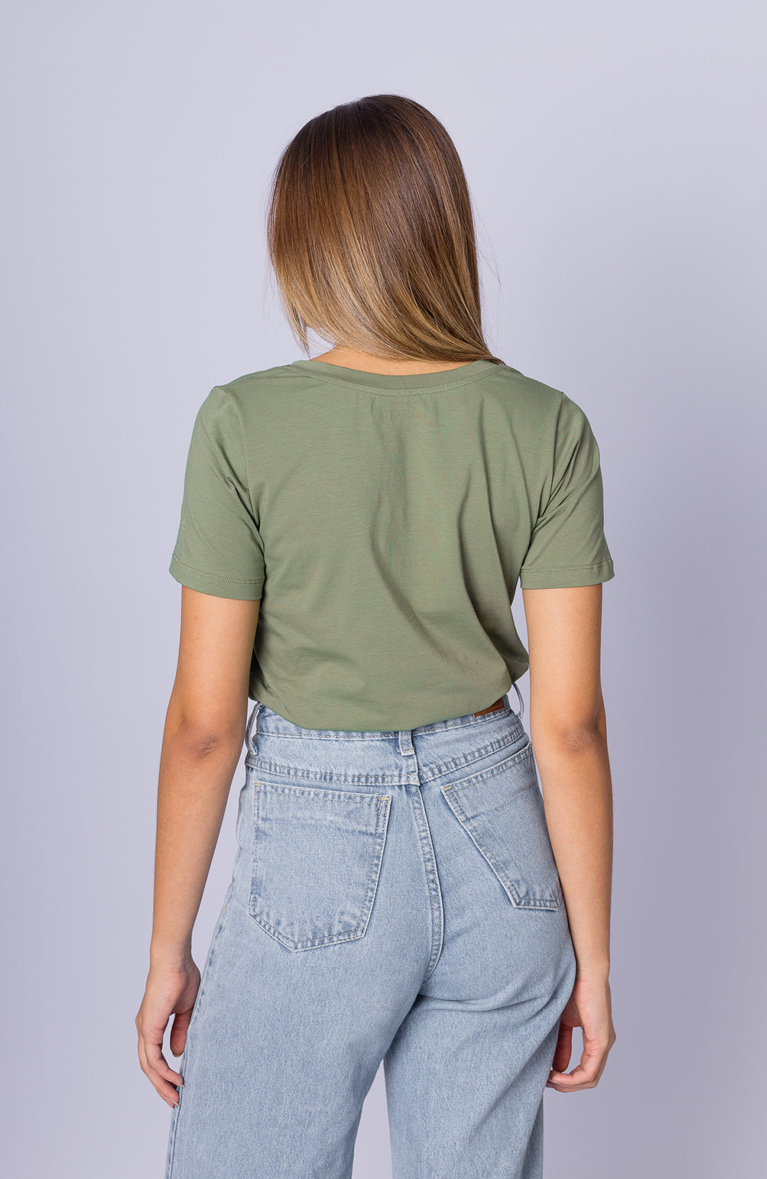 Bazica Feminina Gola V