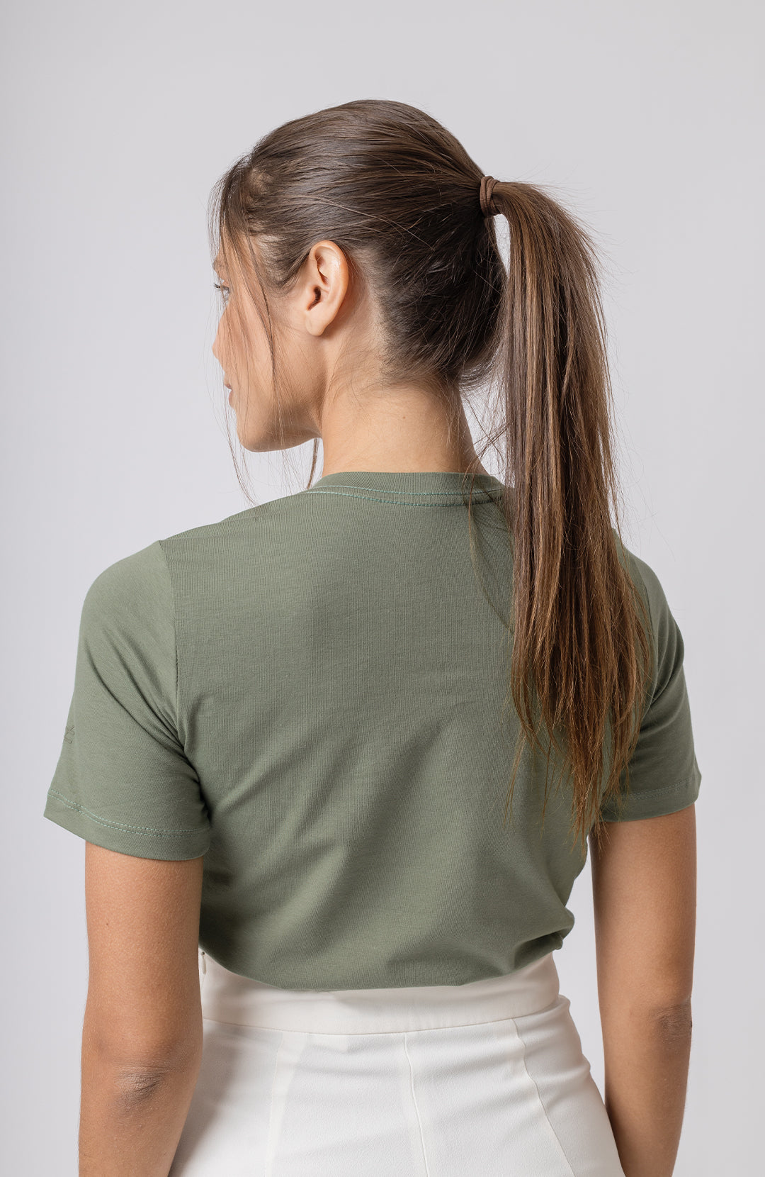 Bázica Feminina Gola C