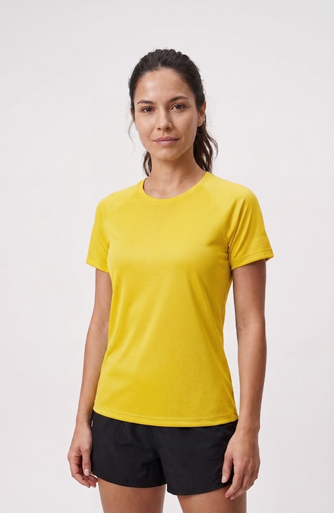 Regata esportiva Sport Classic feminina amarelo canário Bázico, poliamida com toque gelado e secagem rápida #Cor_Amarelo Canário