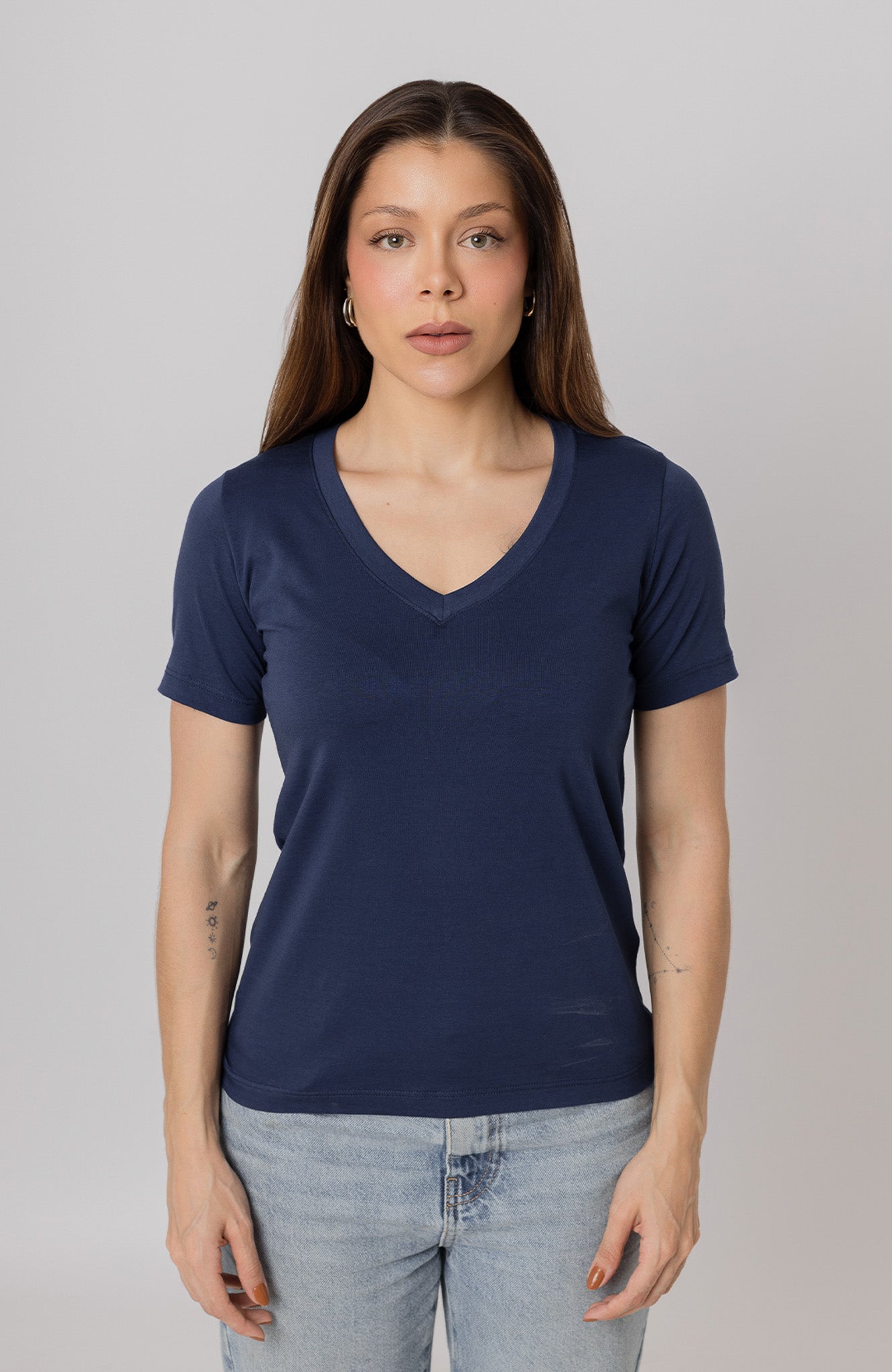 Bazica Feminina Gola V