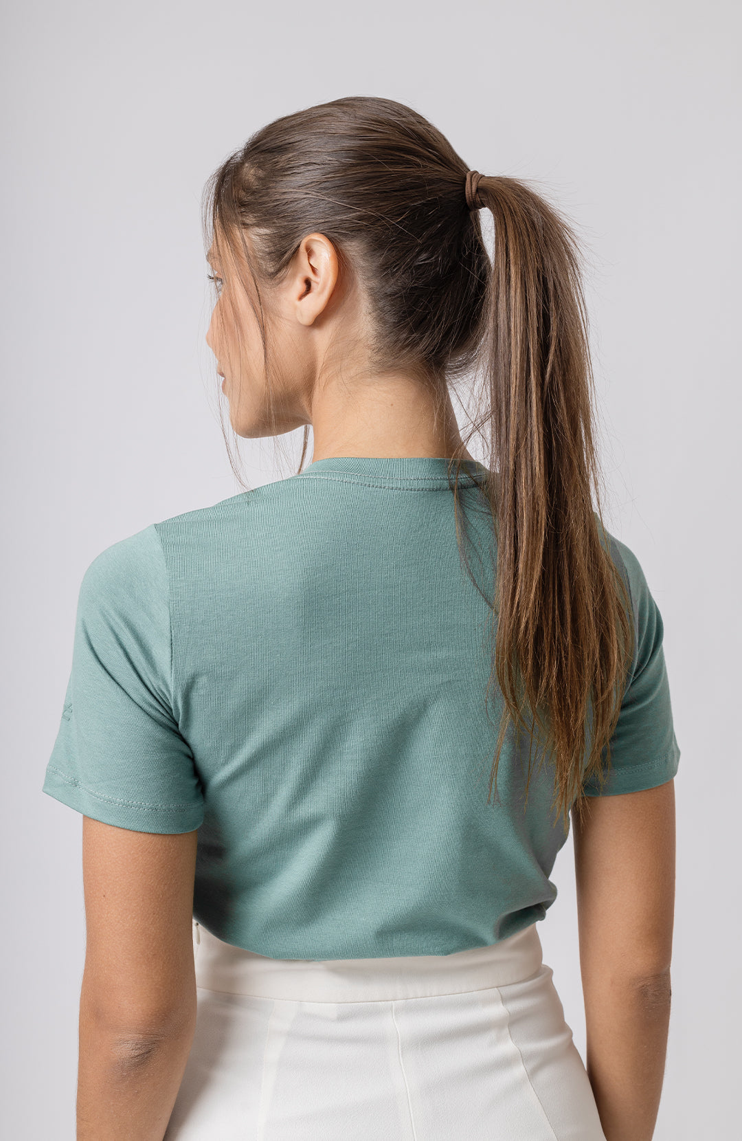 Bázica Feminina Gola C