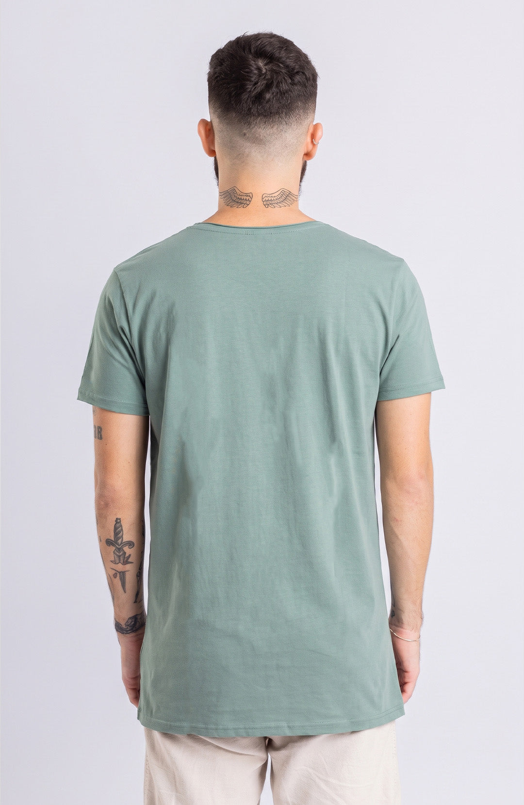 Camiseta Long masculina bali Bázico, algodão egípcio com comprimento alongado #Cor_Bali