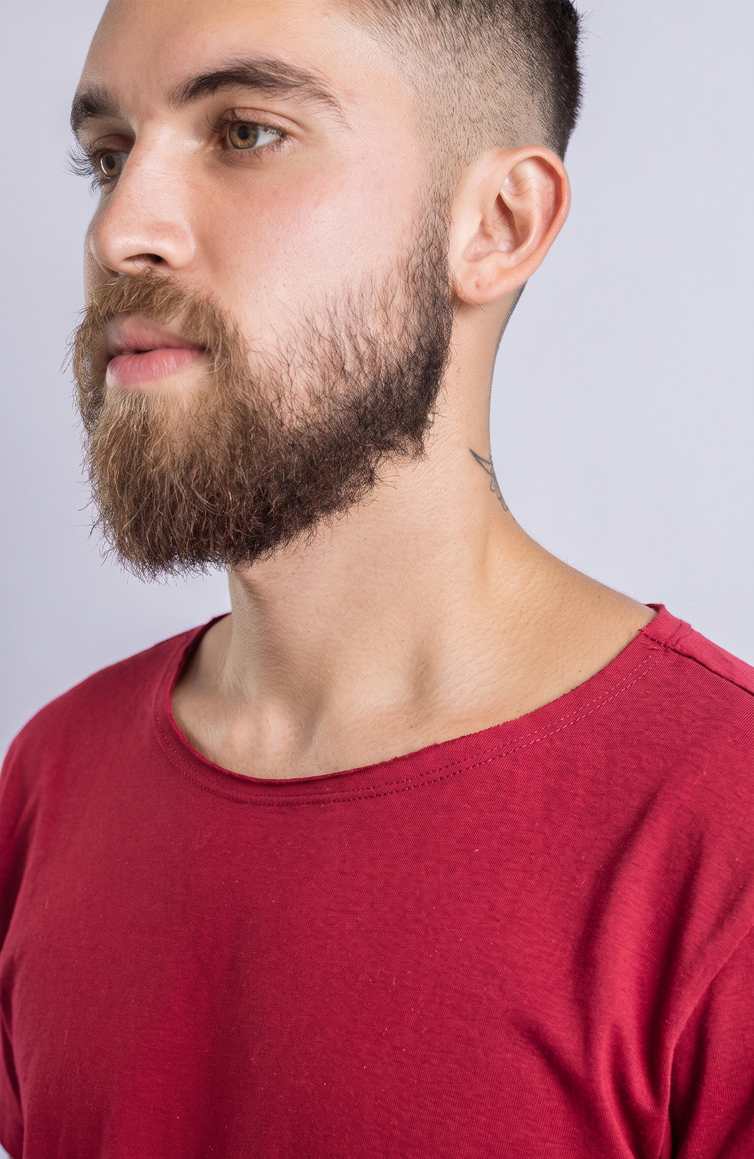 Camiseta Long masculina bordô Bázico, algodão egípcio com comprimento alongado #Cor_Bordo