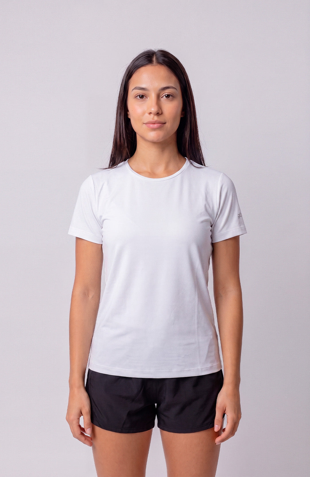 Regata esportiva Sport Classic feminina branca Bázico, poliamida com toque gelado e secagem rápida #Cor_Branco