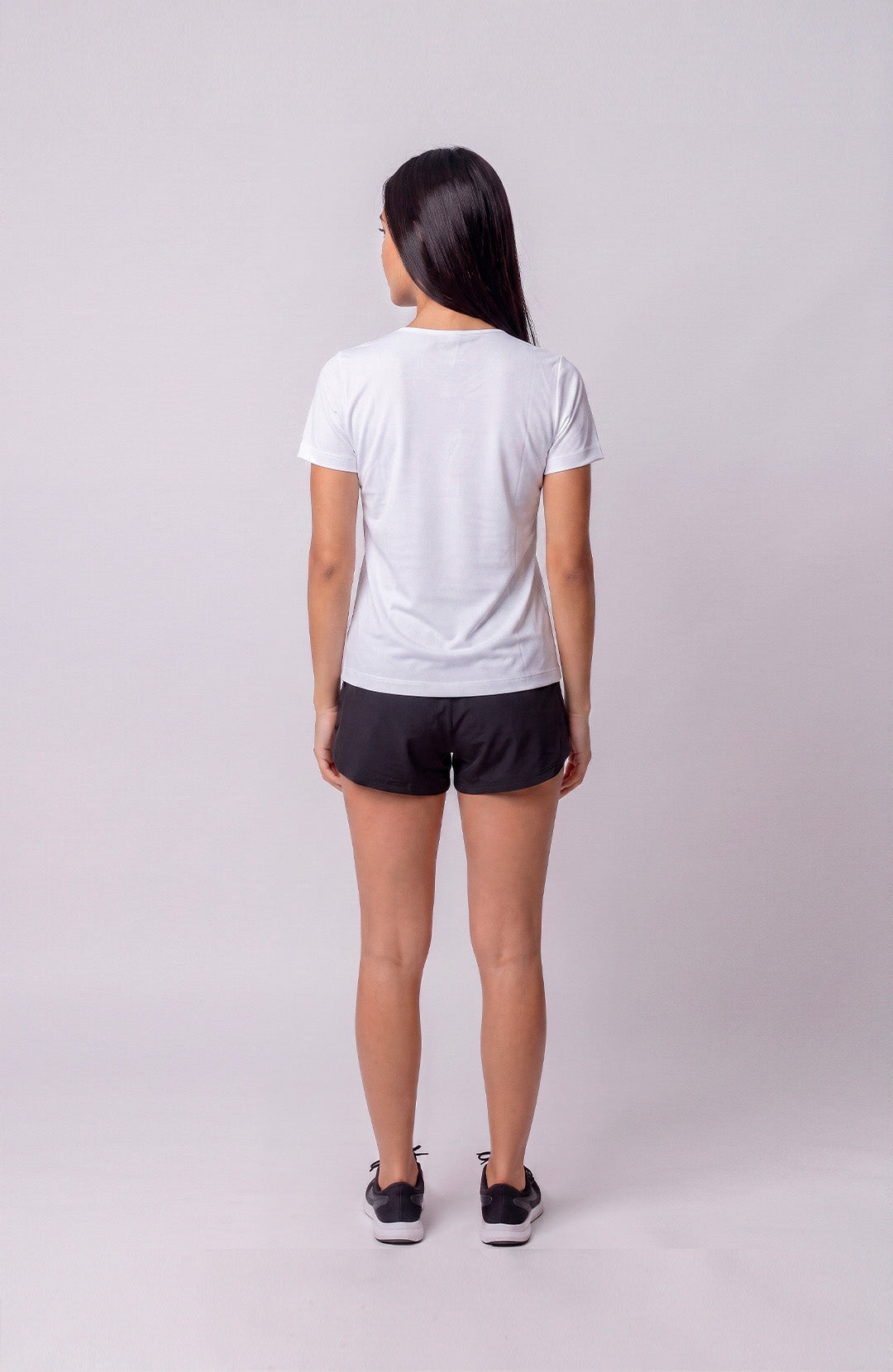 Regata esportiva Sport Classic feminina branca Bázico, poliamida com toque gelado e secagem rápida #Cor_Branco