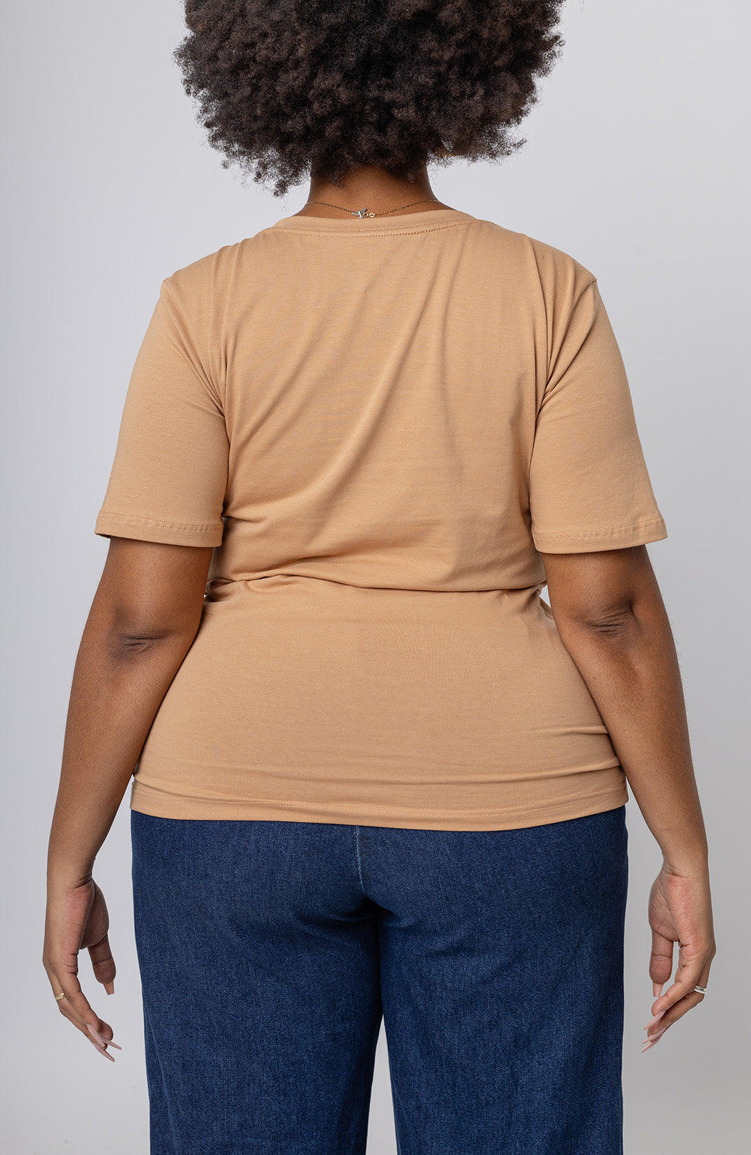 Bazica Feminina Gola V