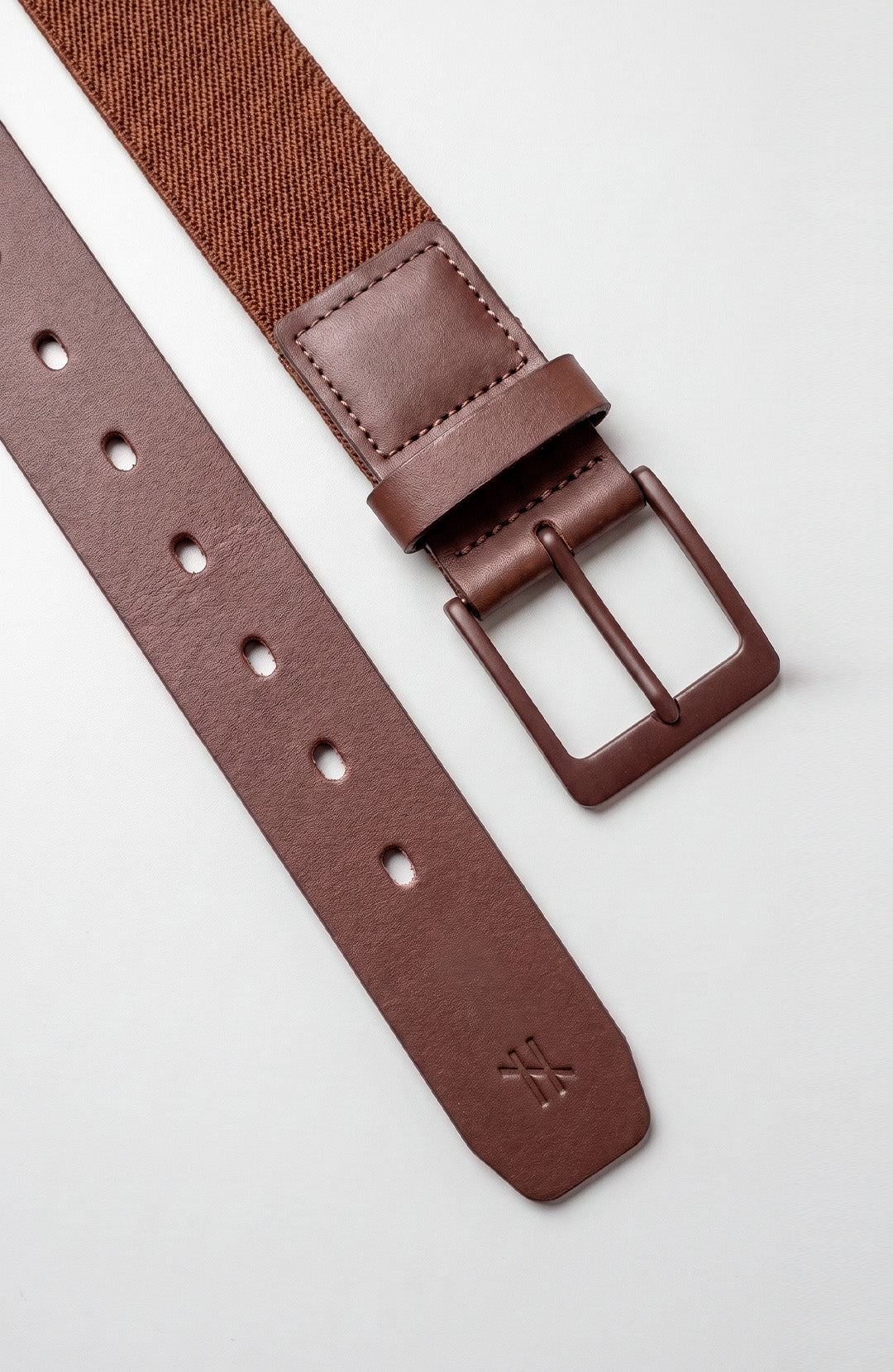 Cinto Elástico de Couro Pull-up masculino chocolate Bázico, tecido trançado elástico com acabamento em couro #Cor_Chocolate
