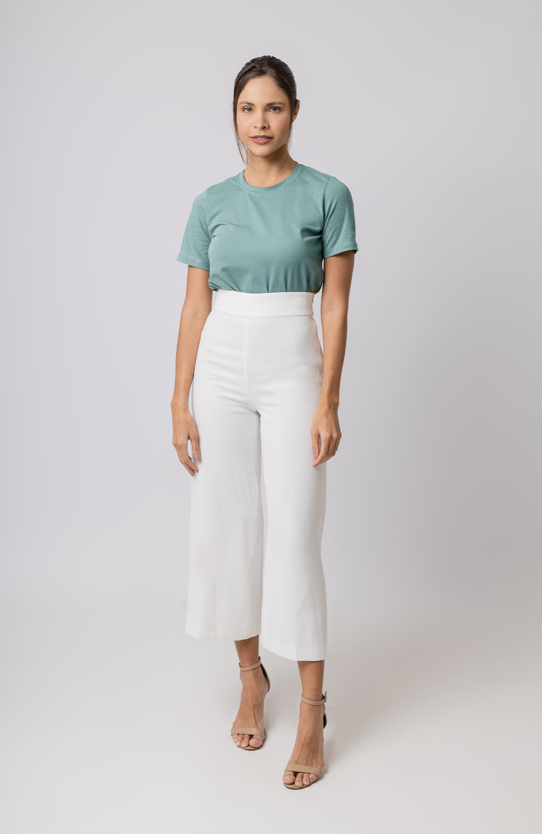 Bázica Feminina Gola C