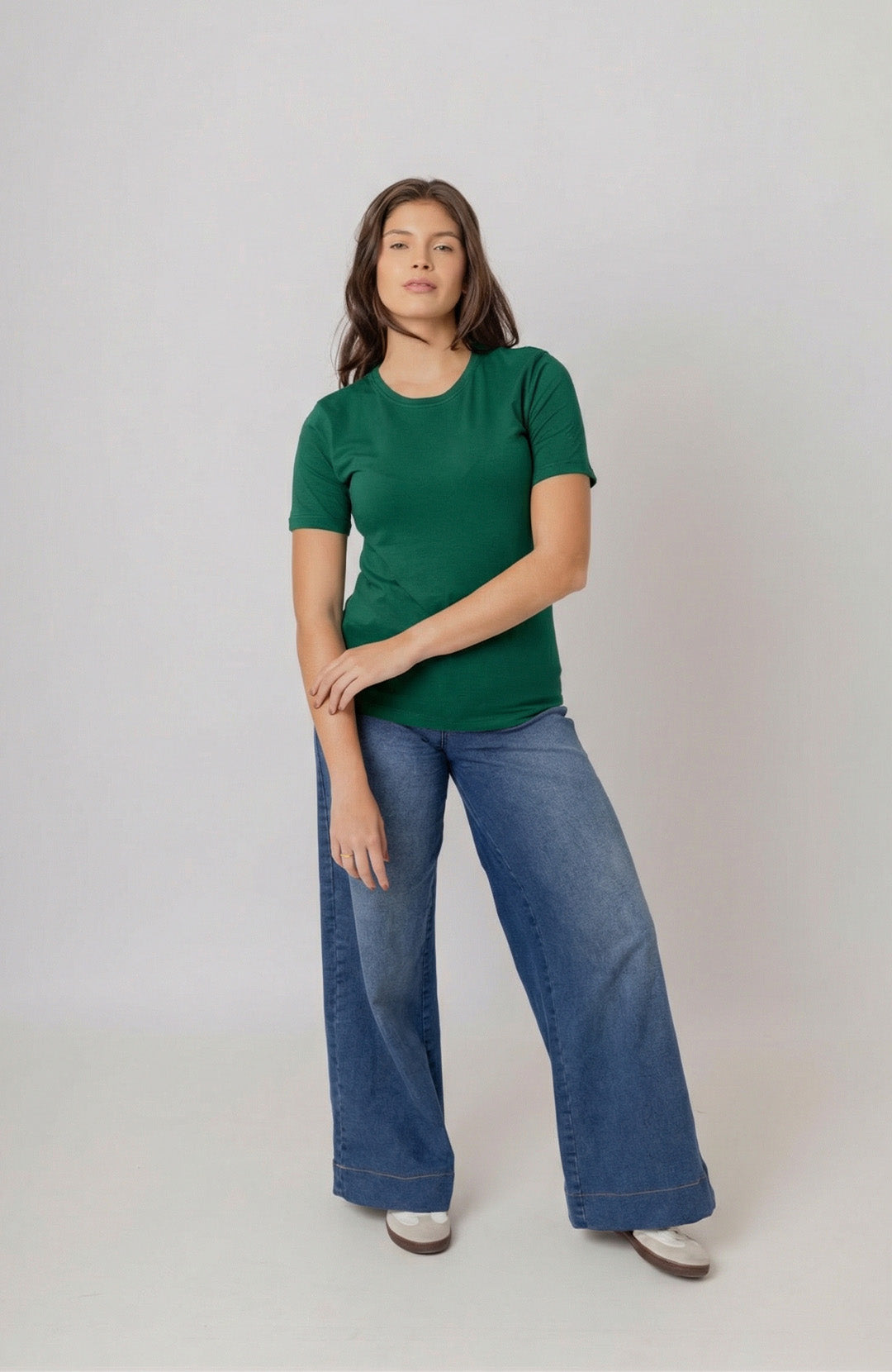 Bázica Feminina Gola C