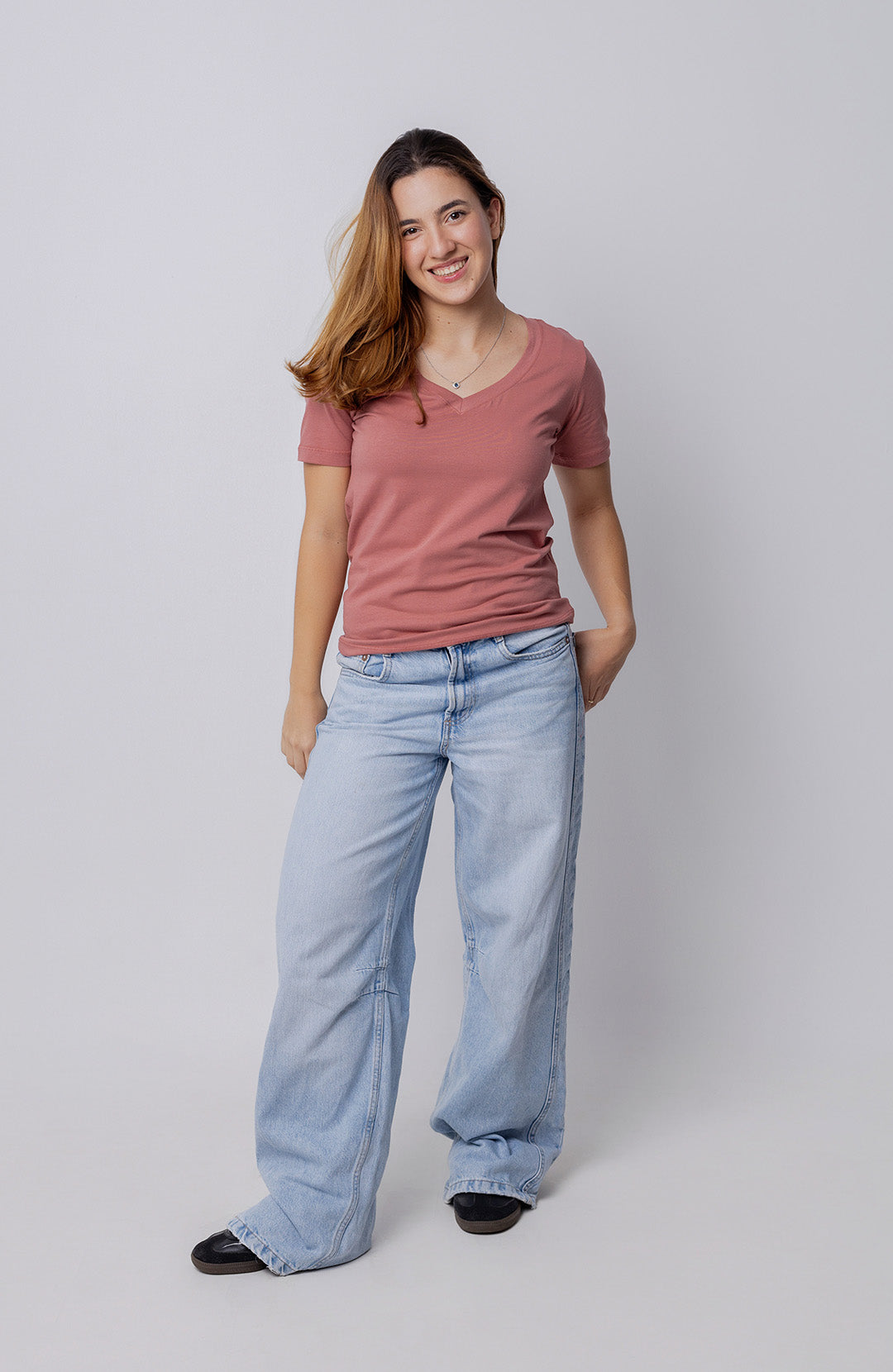 Bazica Feminina Gola V