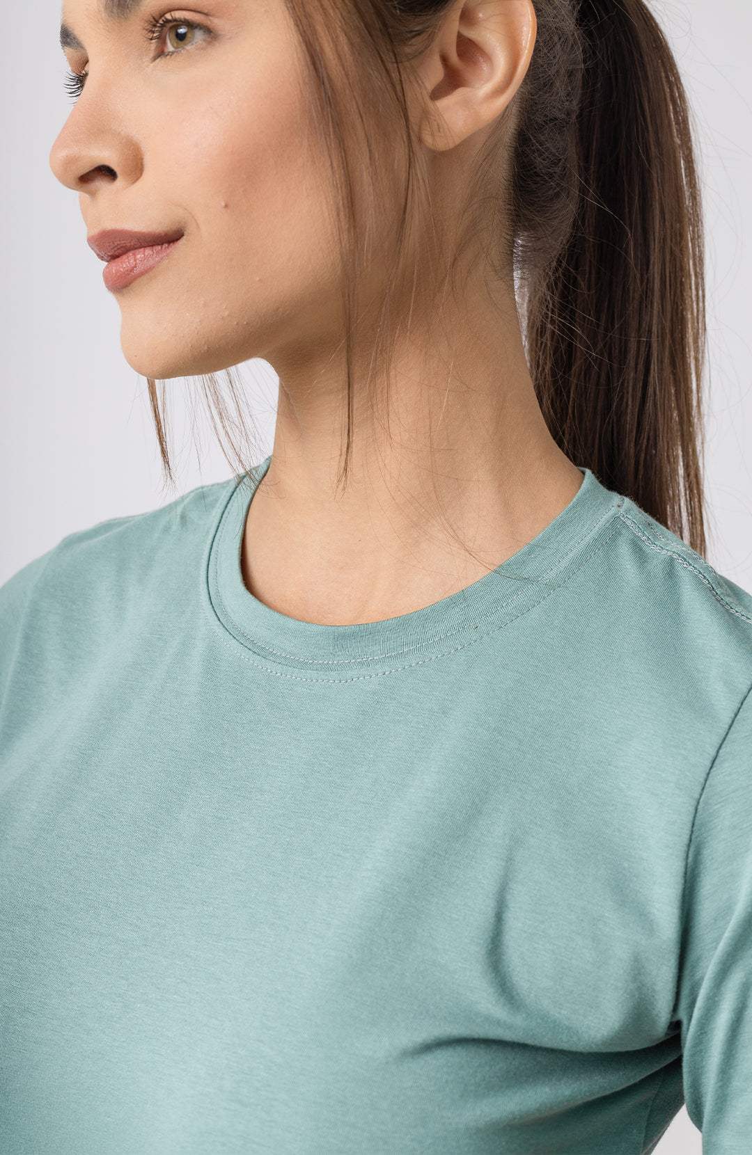 Bázica Feminina Gola C