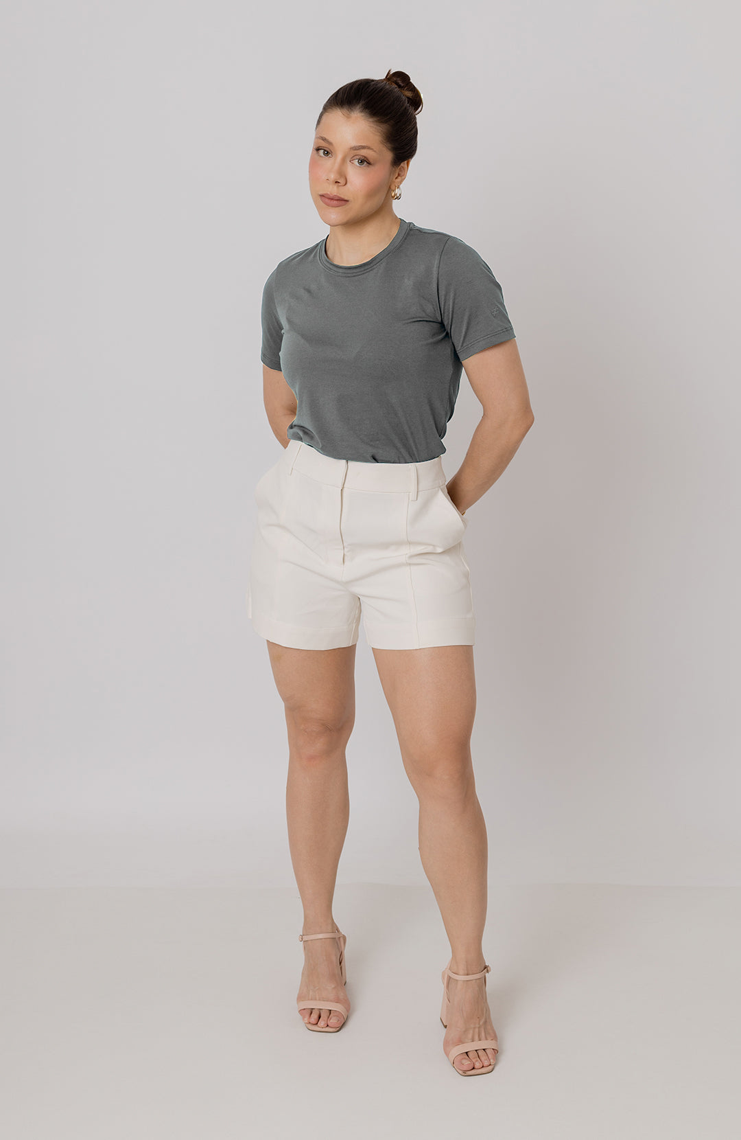 Bázica Feminina Gola C