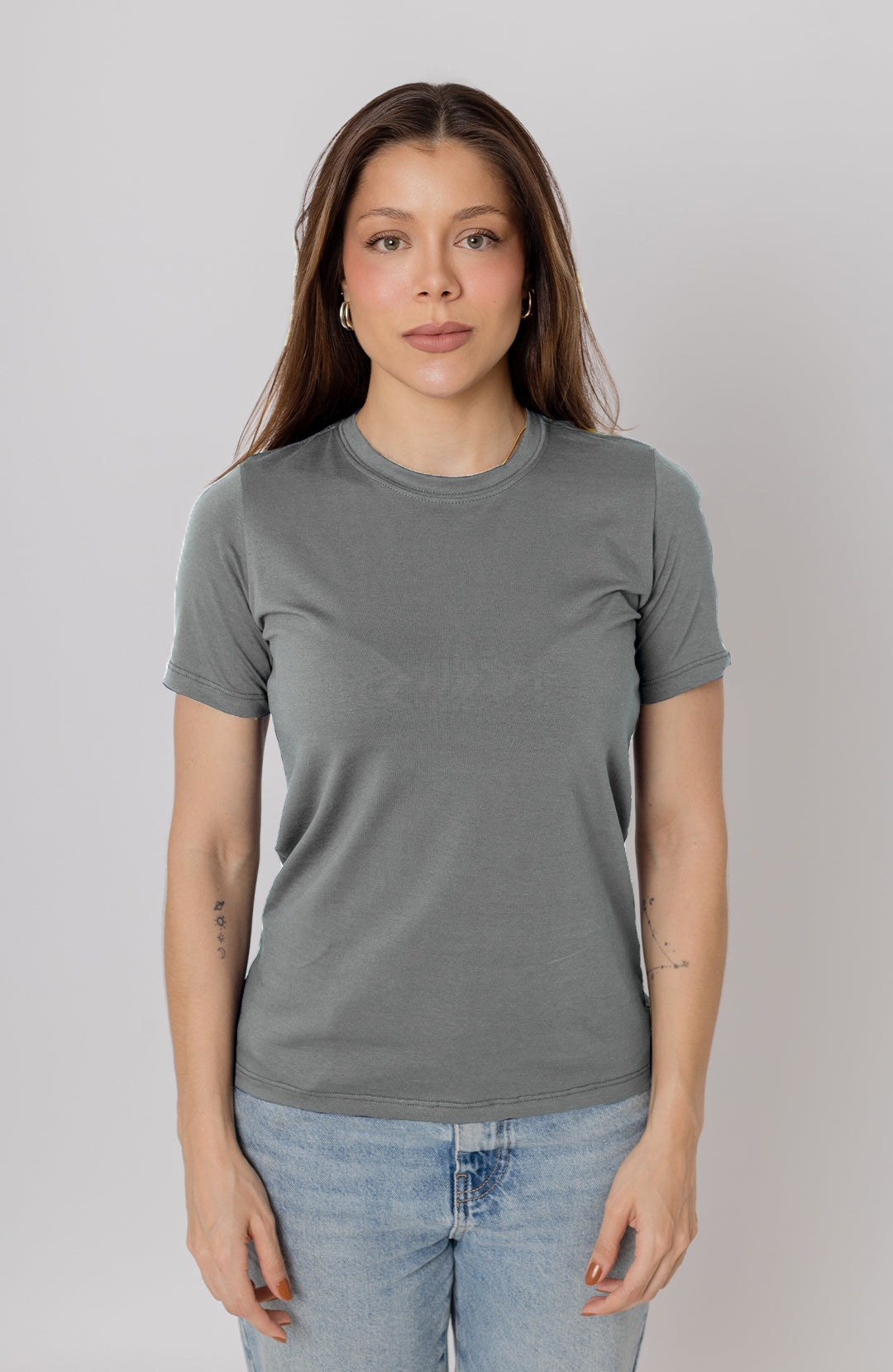 Bázica Feminina Gola C