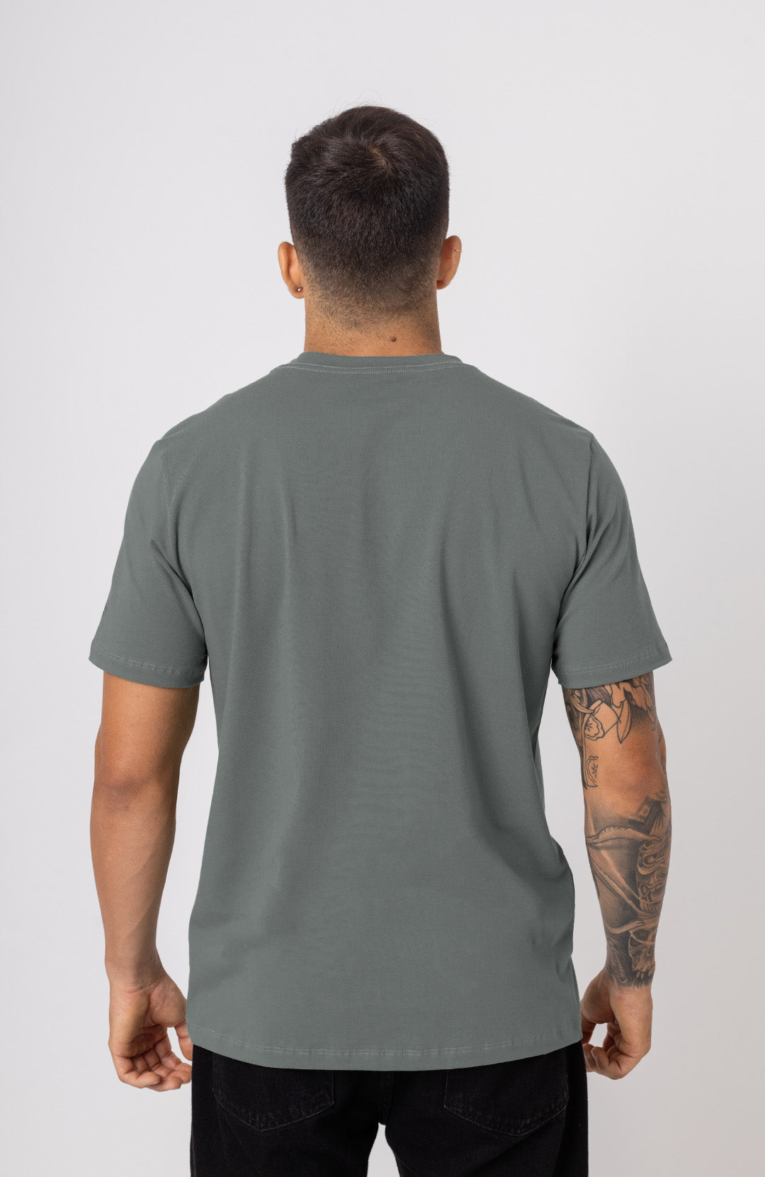 Camiseta Bázica Regular masculina grafite Bázico, algodão Powerful com caimento clássico #Cor_Grafite