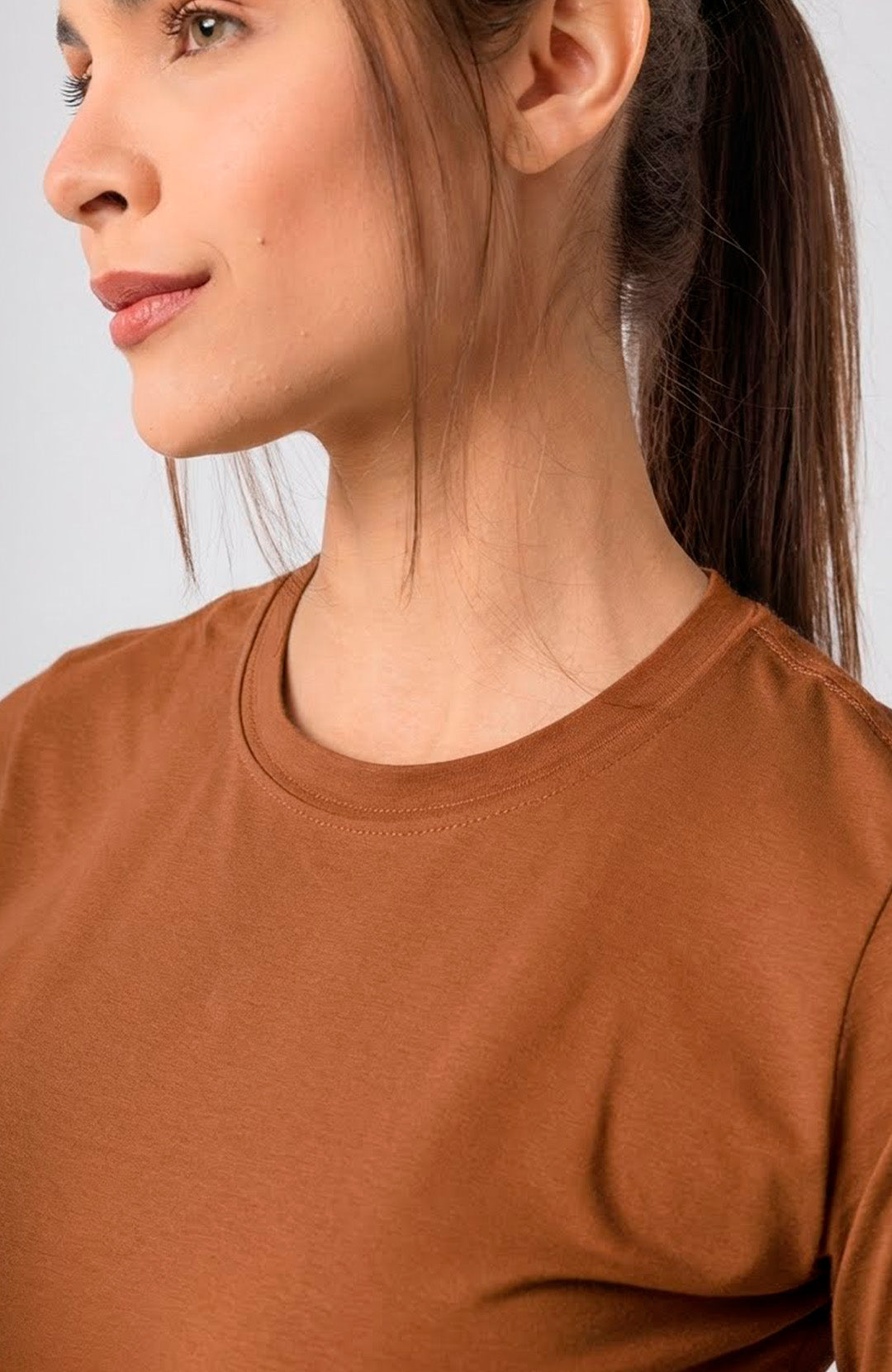 Bázica Feminina Gola C