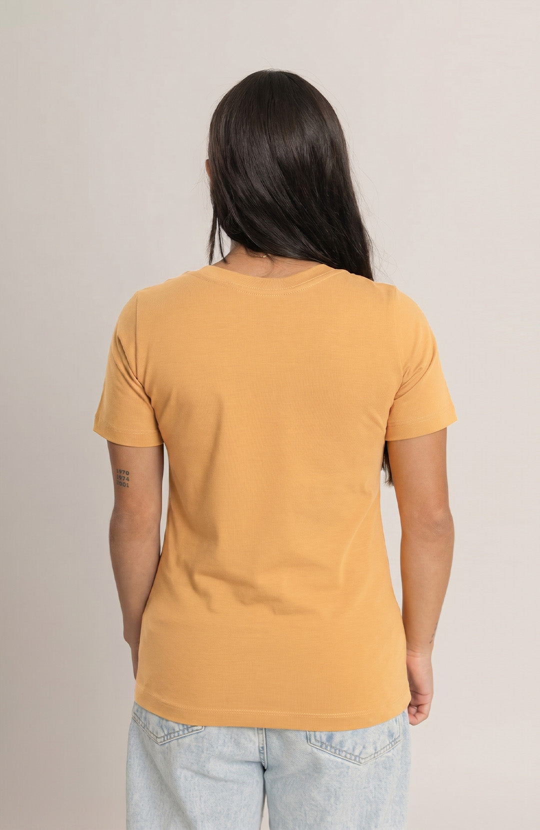 Bázica Feminina Gola V