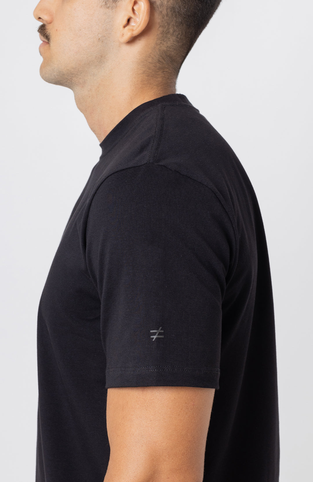 Camiseta Bázica Regular masculina preta Bázico, algodão Powerful com caimento clássico #Cor_Preto