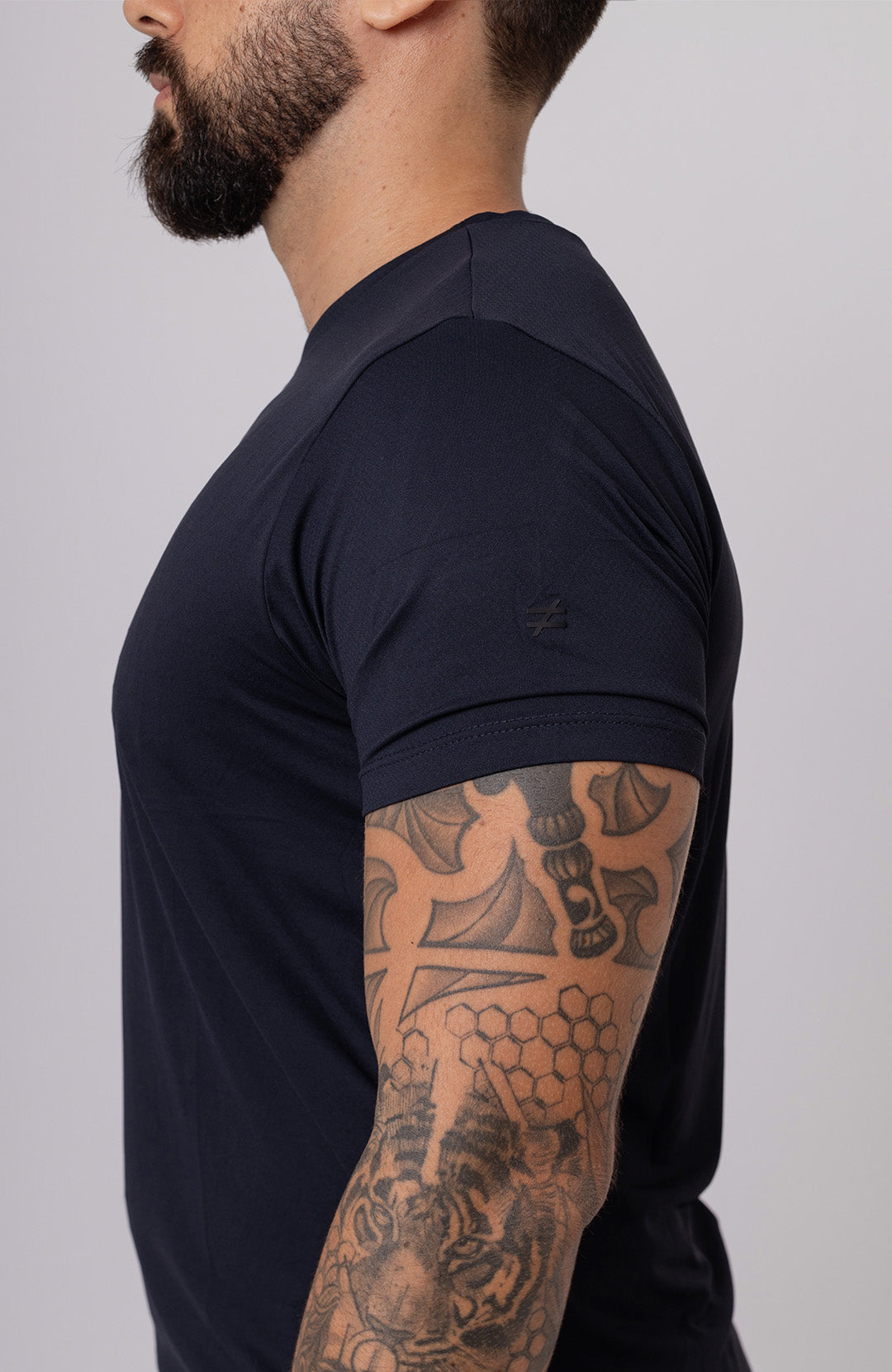 Regata esportiva Sport Classic masculina preta Bázico, poliamida com toque gelado e secagem rápida #Cor_Preto