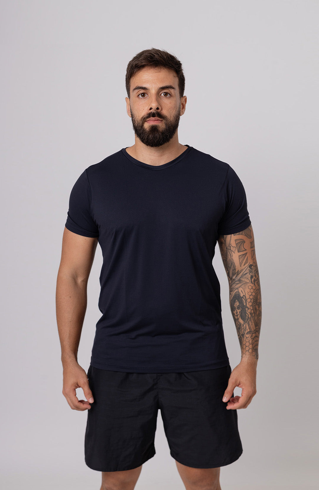 Regata esportiva Sport Classic masculina preta Bázico, poliamida com toque gelado e secagem rápida #Cor_Preto